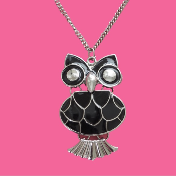 H&M Black Owl Necklace